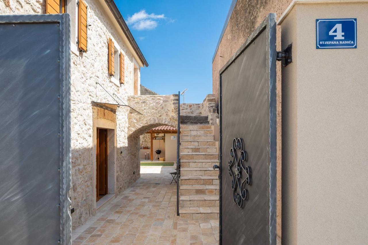 Villa Kameni Dvori Sveti Filip i Jakov Exterior foto