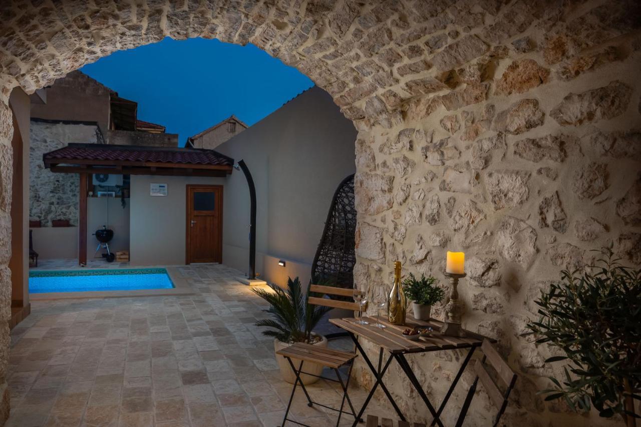 Villa Kameni Dvori Sveti Filip i Jakov Exterior foto